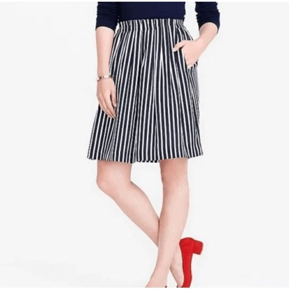 J. Crew Pleated Midi Skirt Navy‎ White Stripe Lined Elastic Waist Pockets Size 2